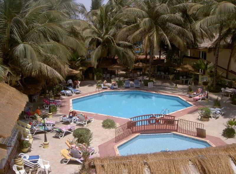 Palm Beach Hotel Kotu Eksteriør billede