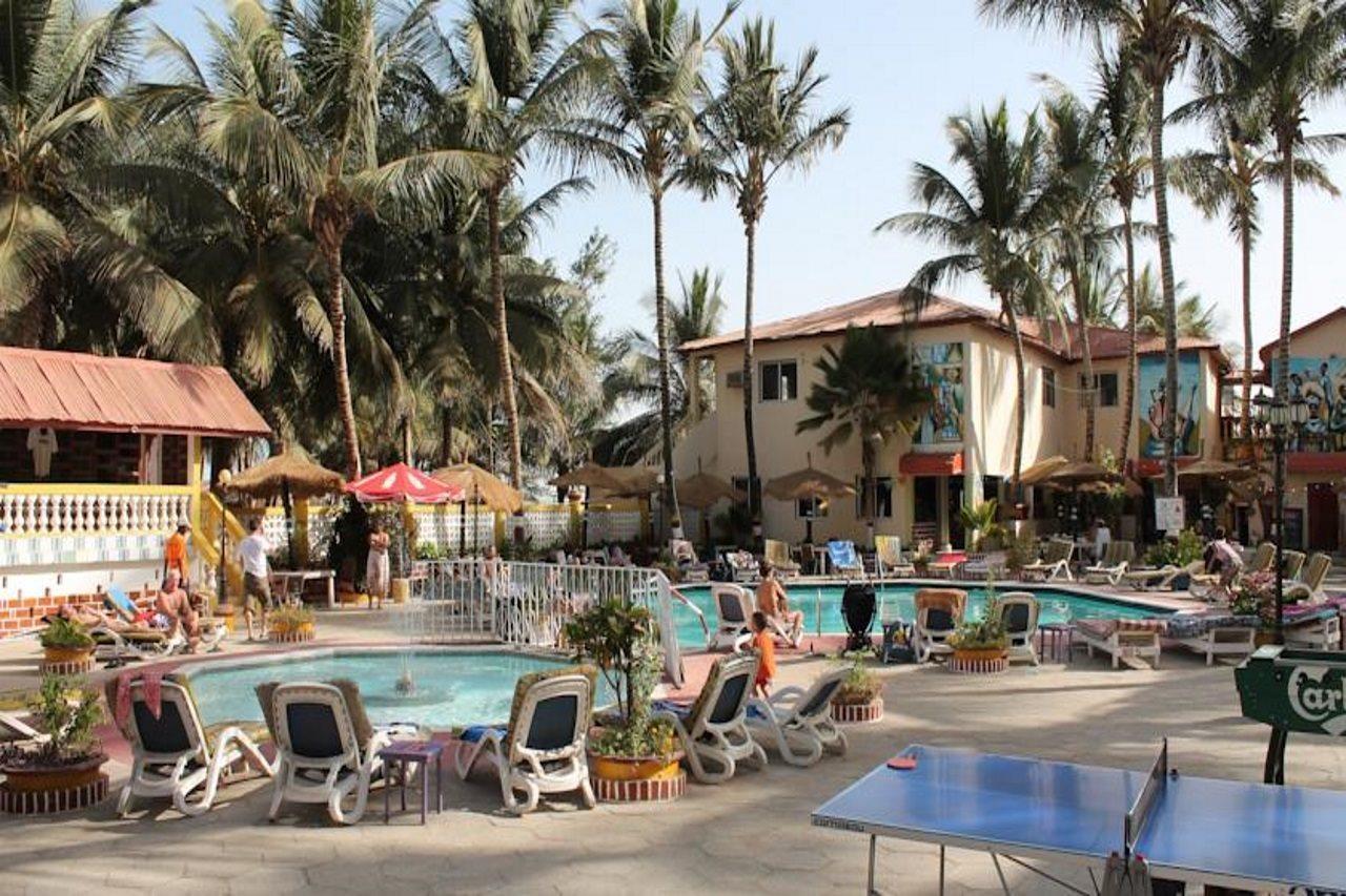 Palm Beach Hotel Kotu Eksteriør billede