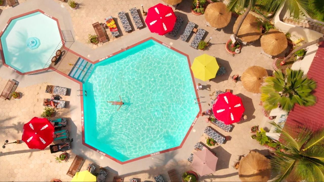 Palm Beach Hotel Kotu Eksteriør billede
